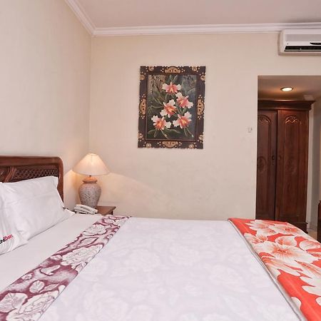 Reddoorz @ Legian Street Hotell Kuta Lombok Eksteriør bilde