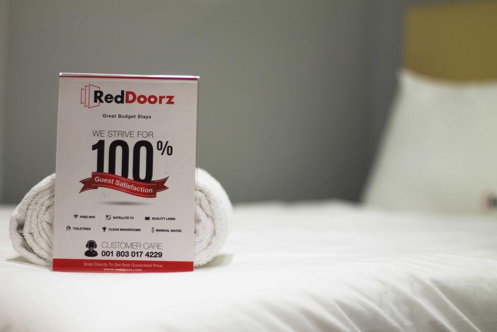 Reddoorz @ Legian Street Hotell Kuta Lombok Eksteriør bilde